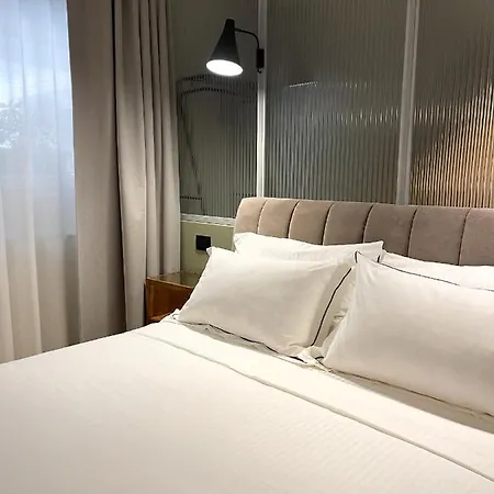 住宿加早餐酒店 Raha 锡拉库扎