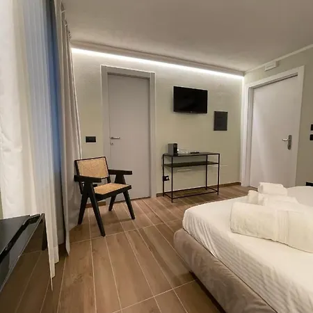 住宿加早餐酒店 Raha